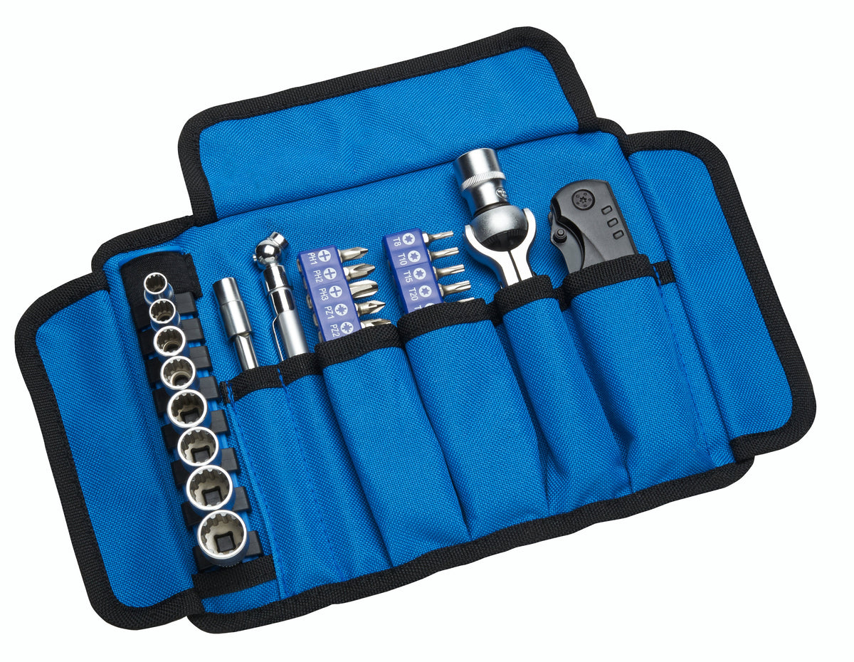 BLACK PRO COMPACT 38 PC TOOL KIT